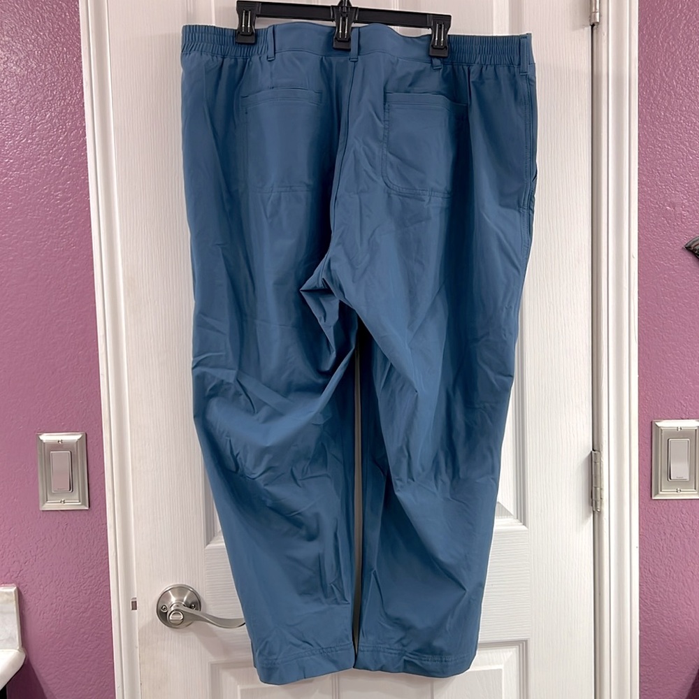 Blue Women's Capris - Picture 4 of 5
